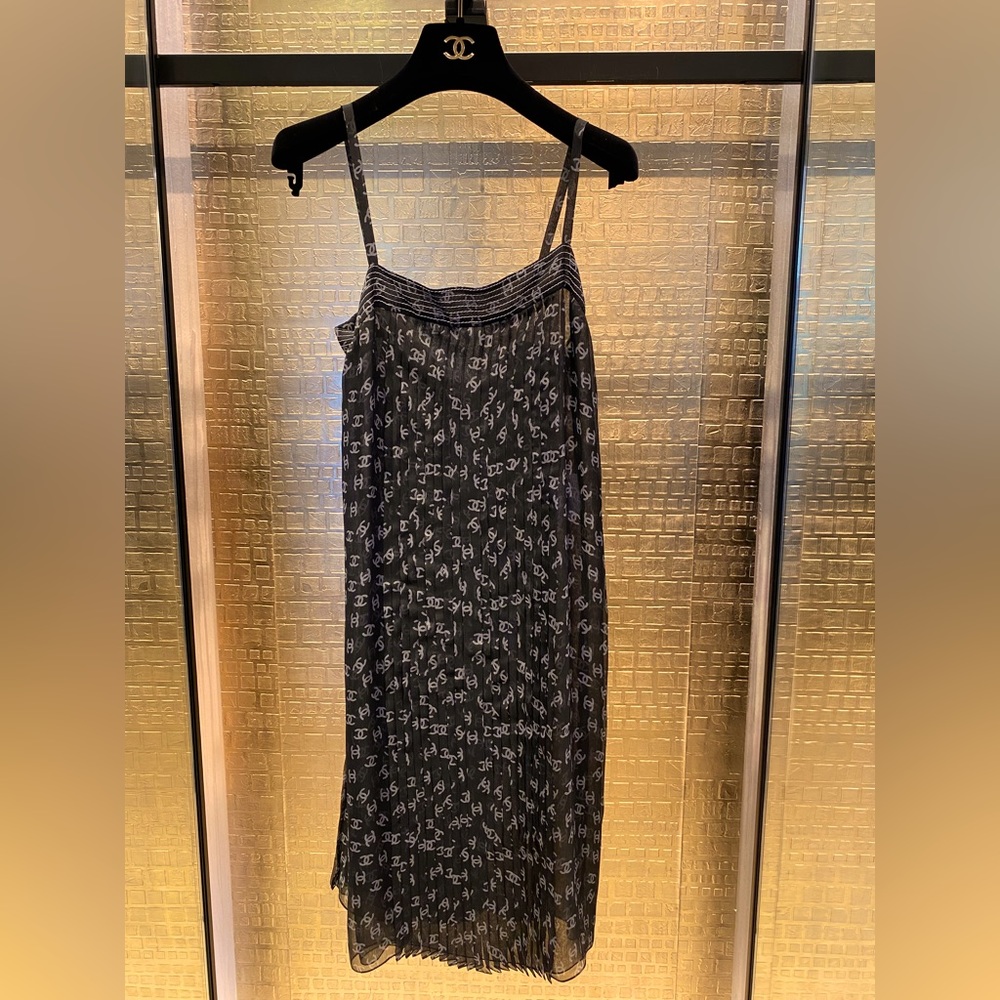 Chanel 2021 spaghetti strap CC logo black and gray dress - worn once